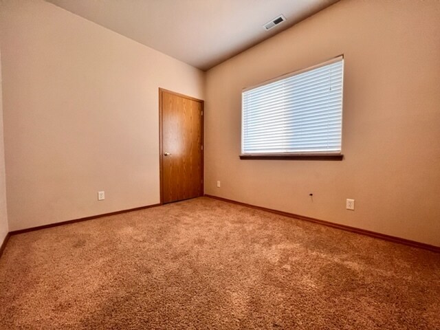 Building Photo - 1927 E Wilson Ln