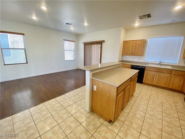 Building Photo - 9365 Roping Cowboy Ave