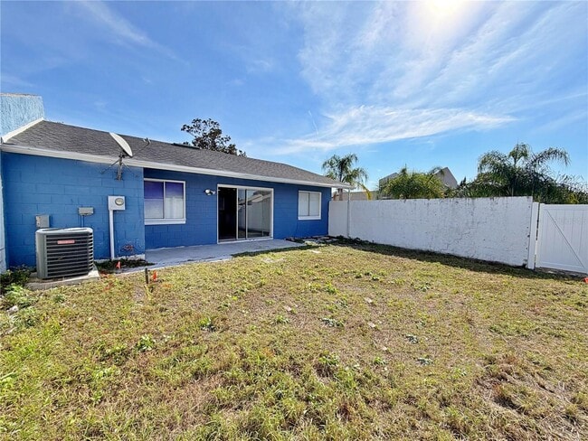 Building Photo - 11036 Greenline Way