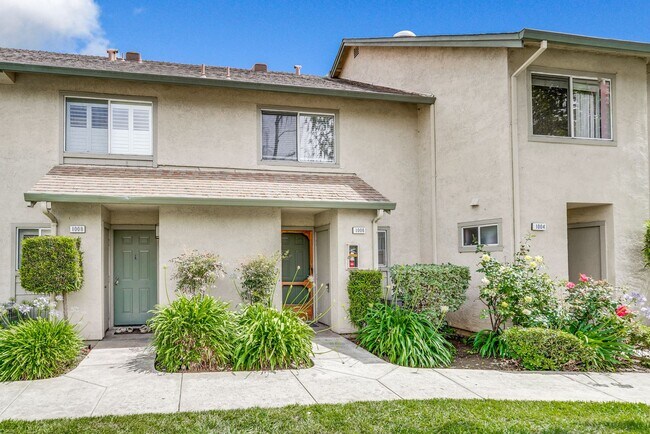Building Photo - Hidden Silicon Valley Oasis! 2BR/2.5BA Townhome with TWO Private Patios, 2 Dedicated Parking Spac...