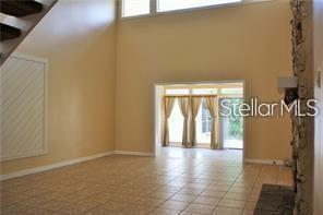 Building Photo - 1238 Royal Oak Dr
