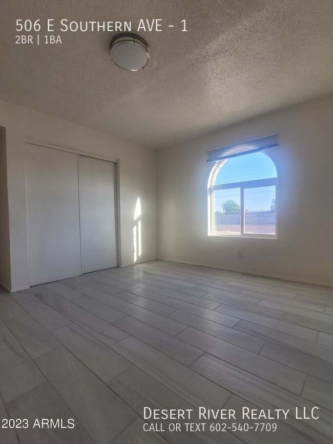 Building Photo - 506 E Southern Ave