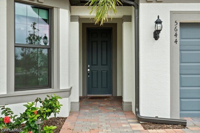 Building Photo - 5644 Celebration Dr