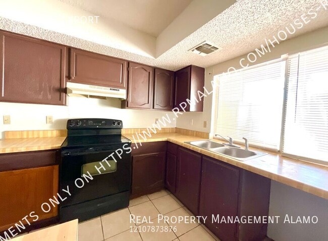 Building Photo - 6918 Stockport-