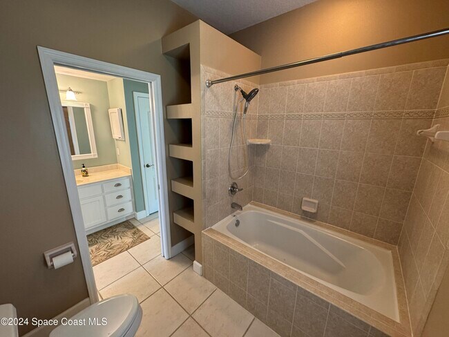 Building Photo - 1507 Auburn Lakes Dr