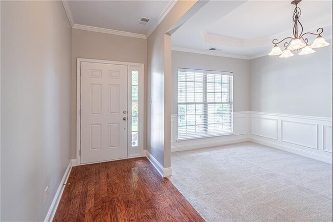 Building Photo - 2668 Lake Manor Circle