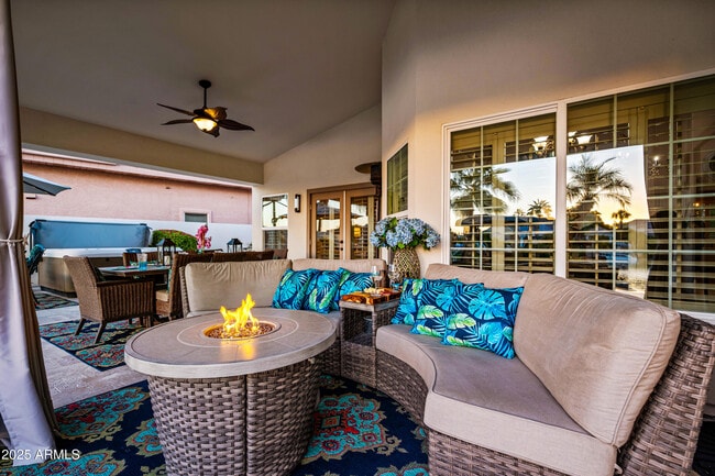 Building Photo - 1817 E Willow Tree Ct