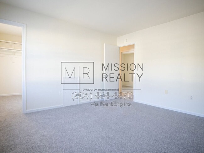 Building Photo - 1506 Honor Dr