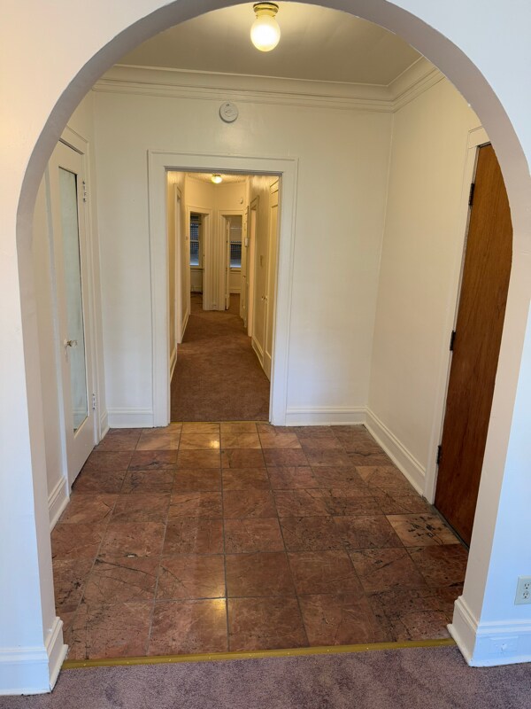 Building Photo - 8220 S Langley Ave