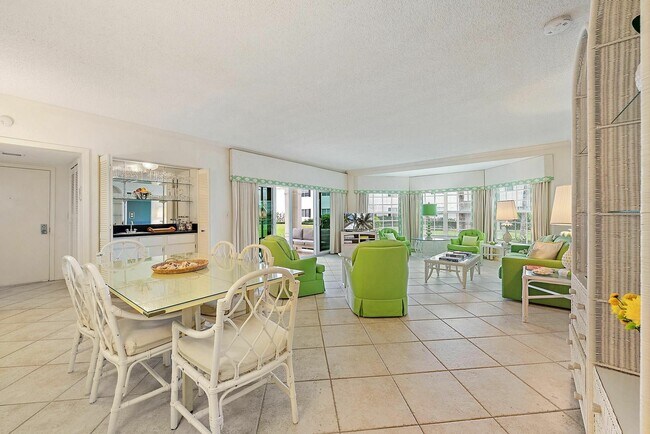 Building Photo - 400 S Ocean Blvd