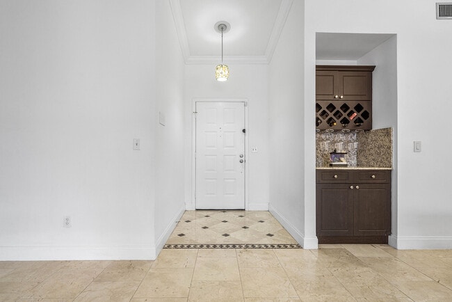 Building Photo - 6100 Manchester Ln