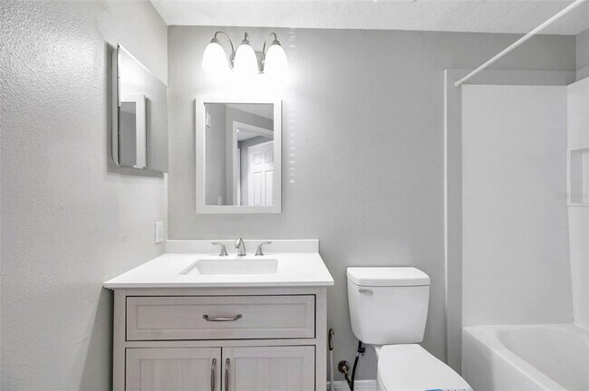 Building Photo - 6449 Cypressdale Dr