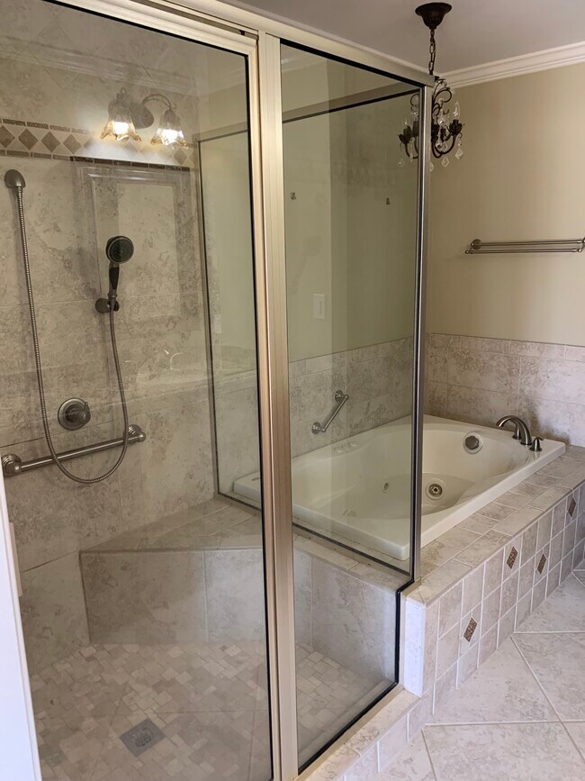 Building Photo - 132 Spyglass Dr