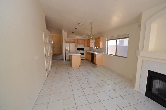Building Photo - 65 N Shadow Creek Pl