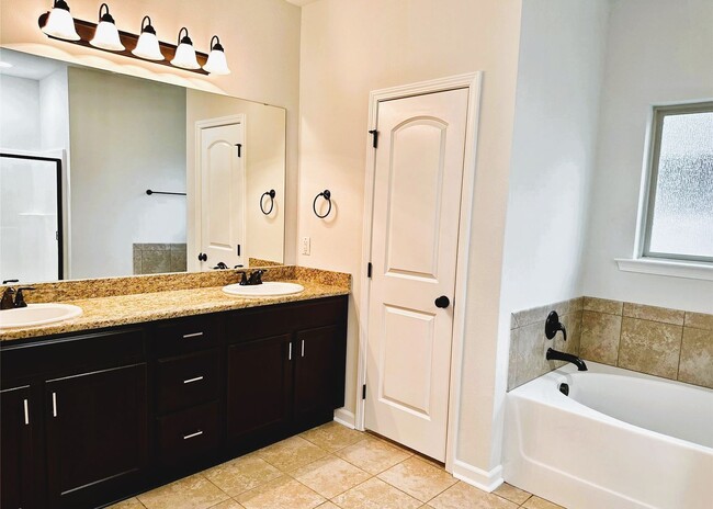 Building Photo - New Construction close to Barksdale Air Force Base..