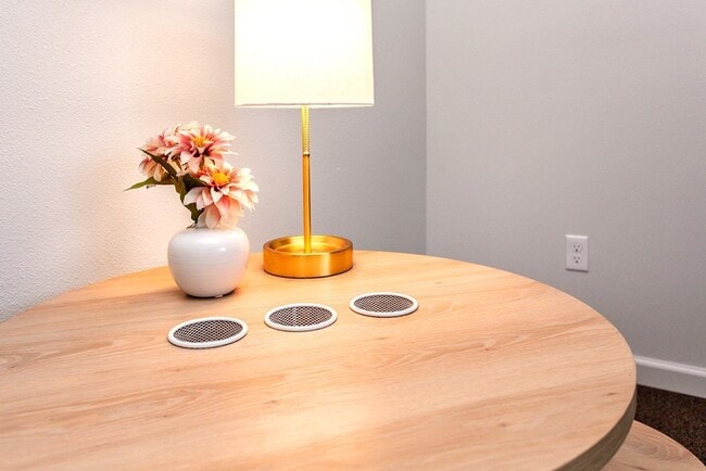 Building Photo - 3 Bedroom Home for rent in Des Moines, IA