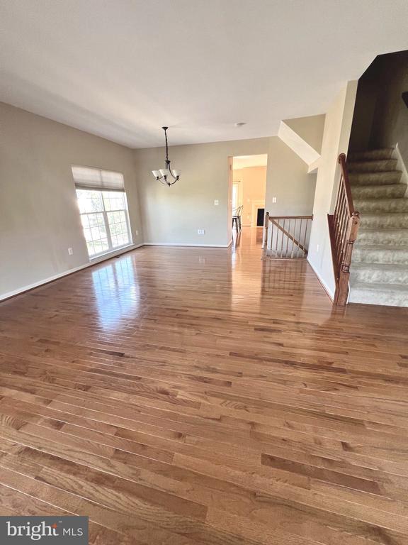 Building Photo - 194 Oxbow Dr