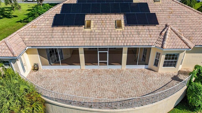 Building Photo - 482 W Fenway Dr
