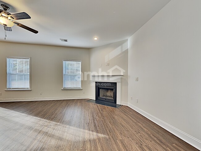 Building Photo - 309 Old Stone Ct