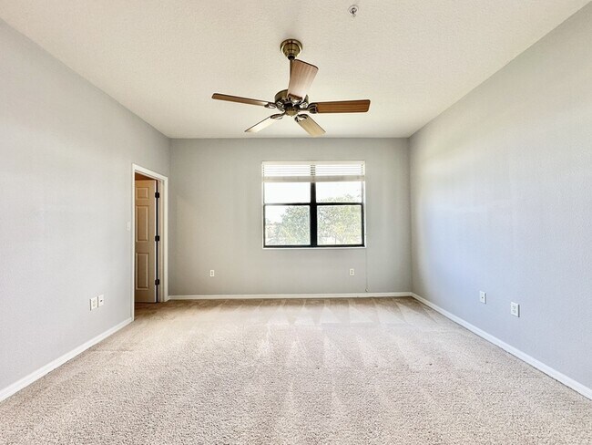 Building Photo - 4129 Via Piedra Cir