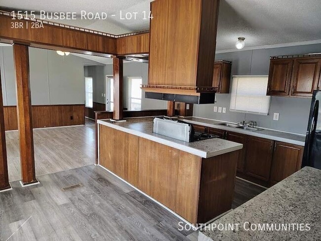 Building Photo - 1515 Busbee Rd