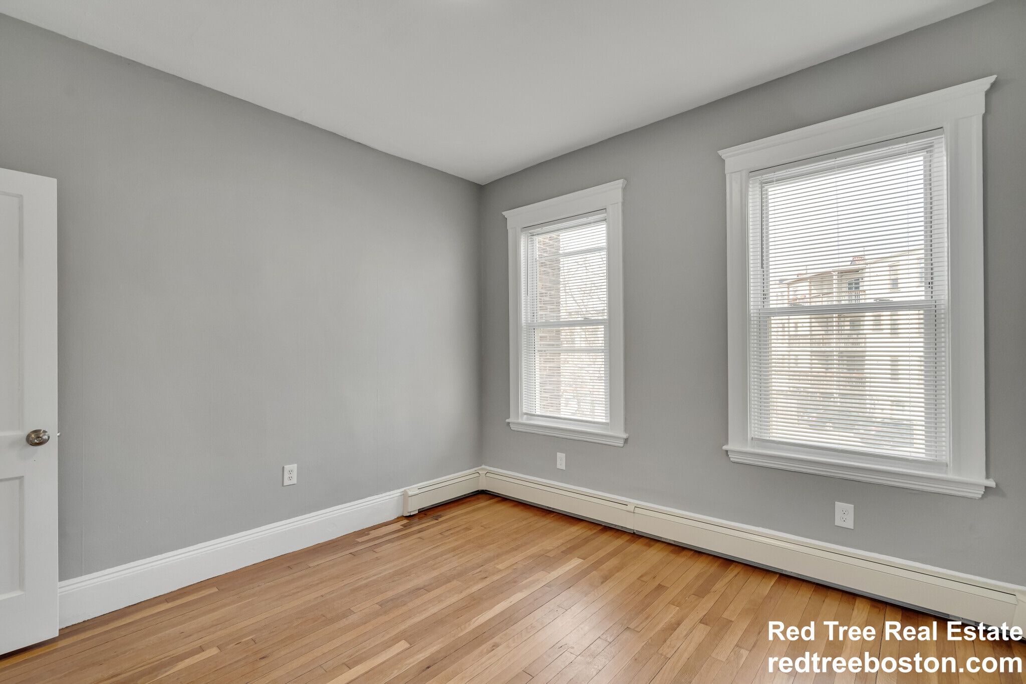 Building Photo - 142 Sutherland Rd