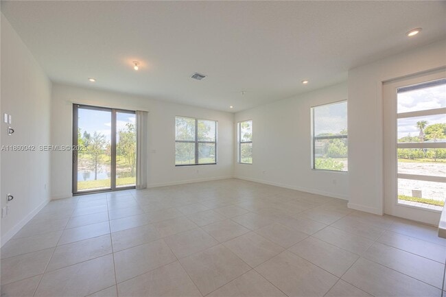 Building Photo - 7064 Channing Ave