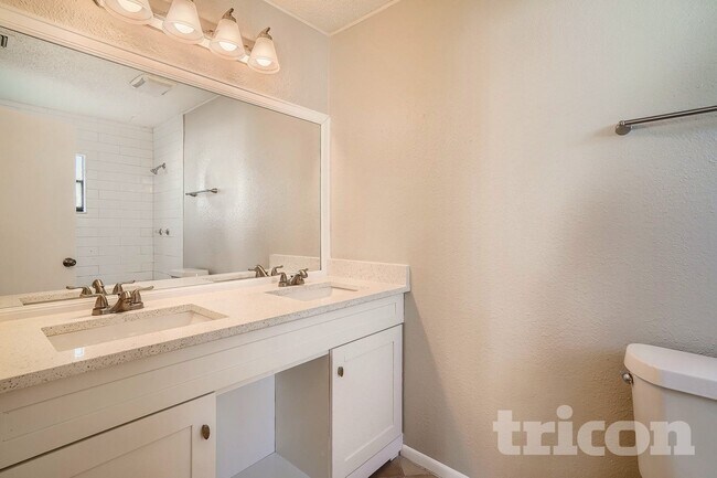 Building Photo - 11391 Salters St