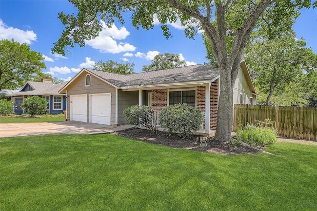 Primary Photo - 9802 Briar Ridge Dr