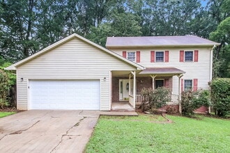Building Photo - 1489 George Dr SE