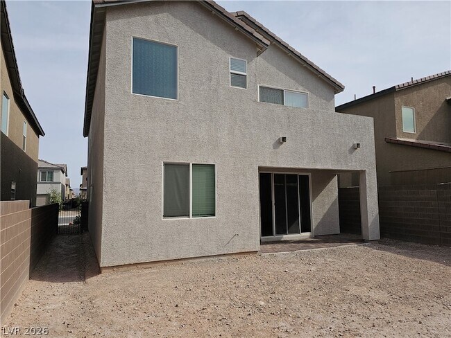 Building Photo - 6851 Gaslamp Hbr Ave