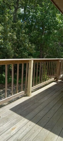 Building Photo - 917 Odom Dr