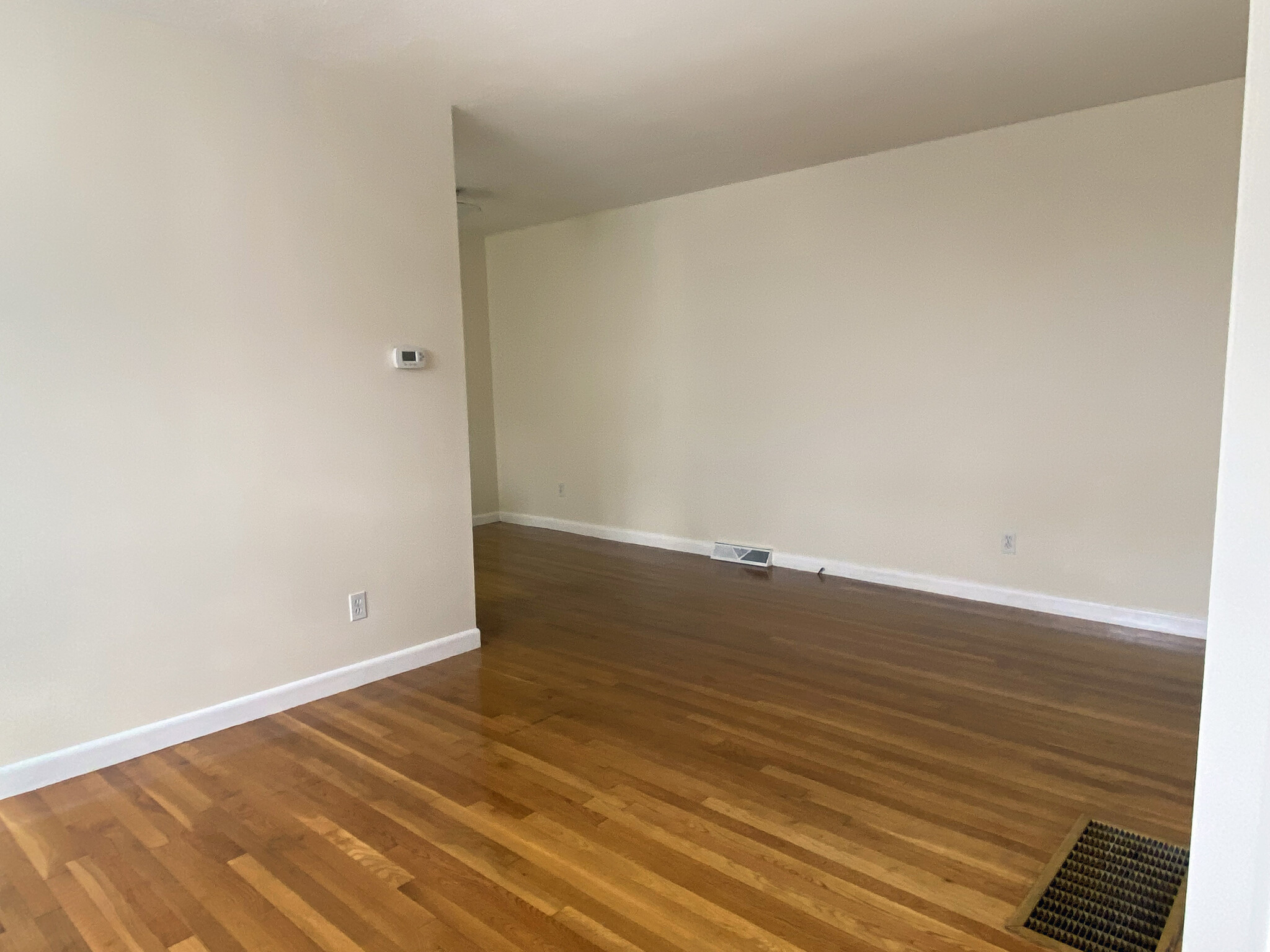 Living room into dining area - 11 Ferdinand St