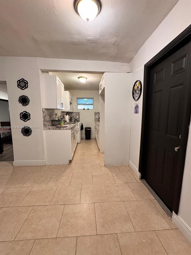 Building Photo - 20600 SW 118th Pl