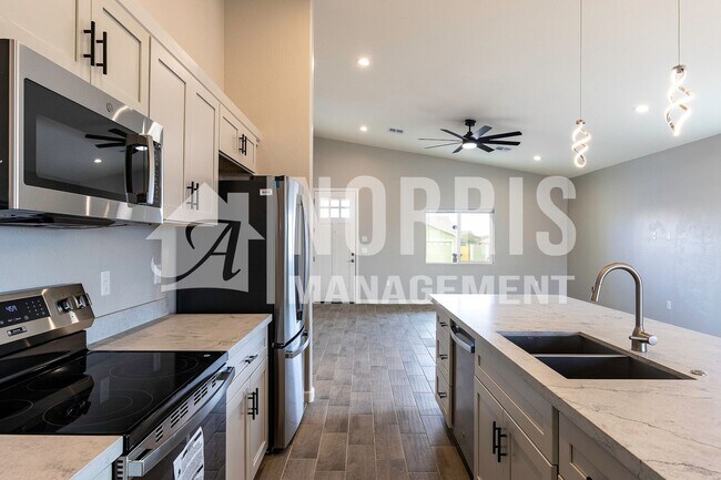 Building Photo - Beautiful Brand New Home with Block Wall