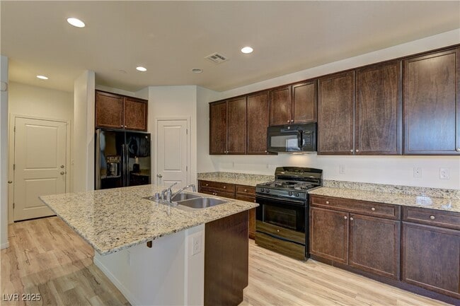 Building Photo - 10156 Ruggles Mansion Ave