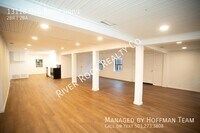 Building Photo - 13118 Old River Dr