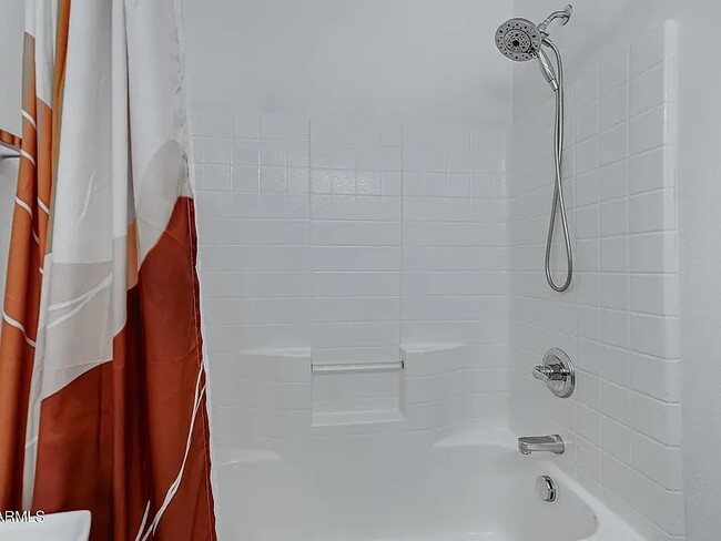 Building Photo - 2725 E Mine Creek Rd