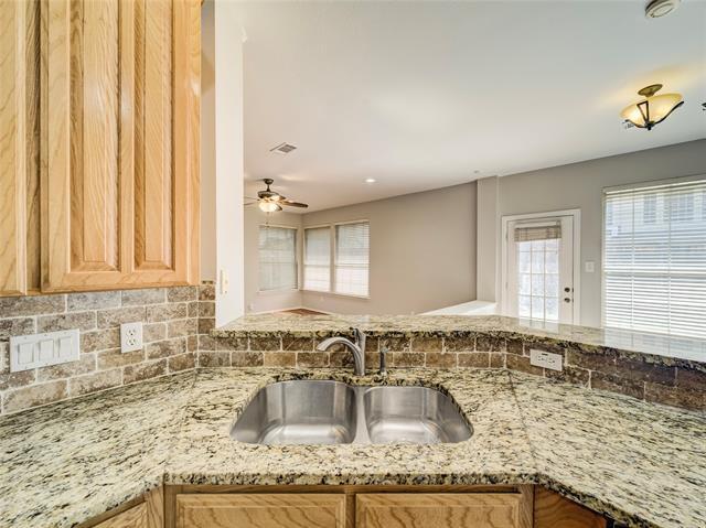 Building Photo - 4618 Devonshire Dr