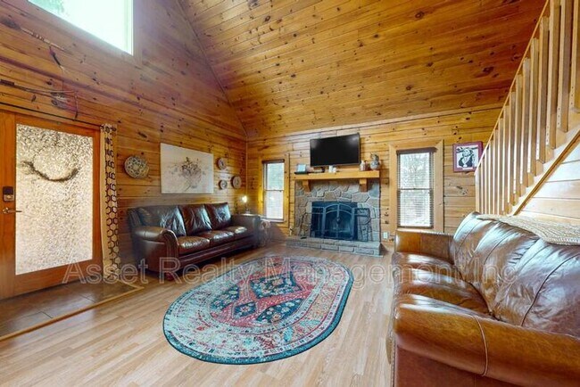 Building Photo - 2632 Camden Way