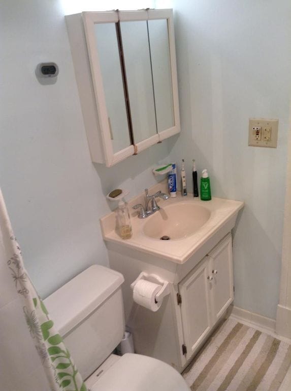 bathroom - 2010 Kalorama Rd NW