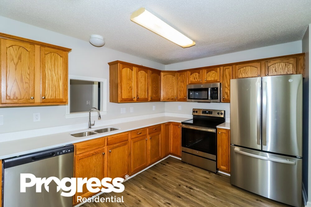 Building Photo - 6561 Karista St