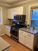Building Photo - 443 Snelling Ave S