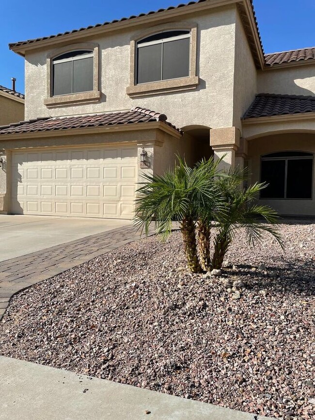 Primary Photo - READY TO VIEW NOW! Beautiful 4 Bed 3 Bath ...