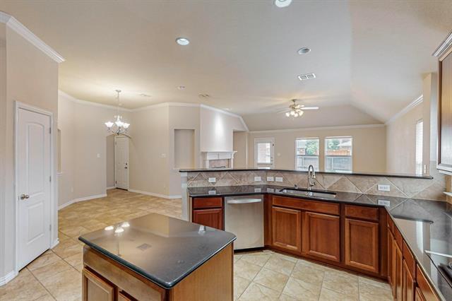 Building Photo - 11680 Mansfield Dr