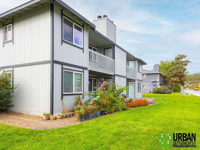 Building Photo - 4623 N Sullivan Rd
