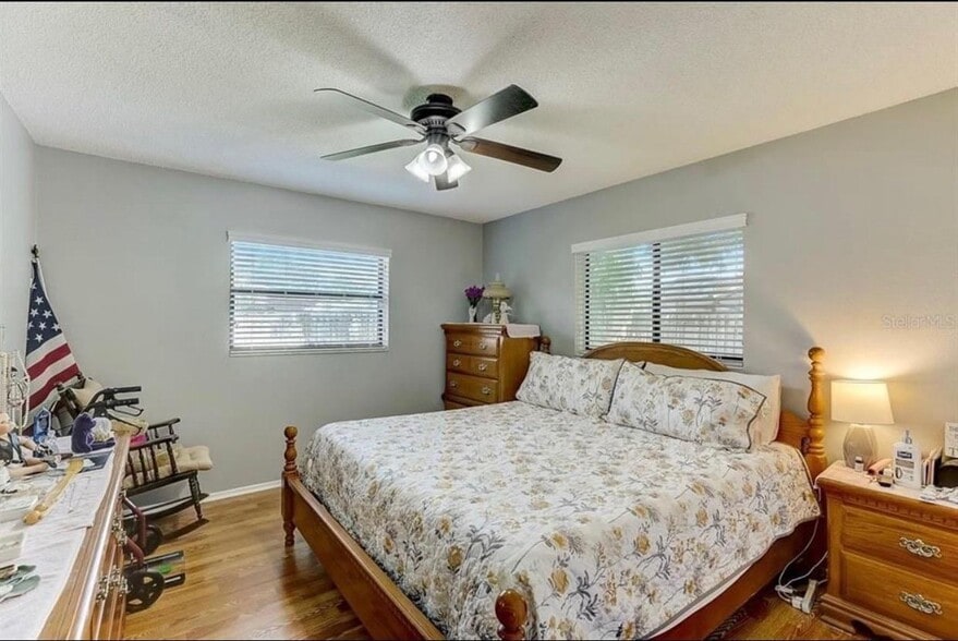 Building Photo - 2462 Briar Oak Cir