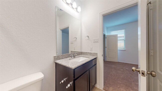 Building Photo - 31314 Whitfield Ct