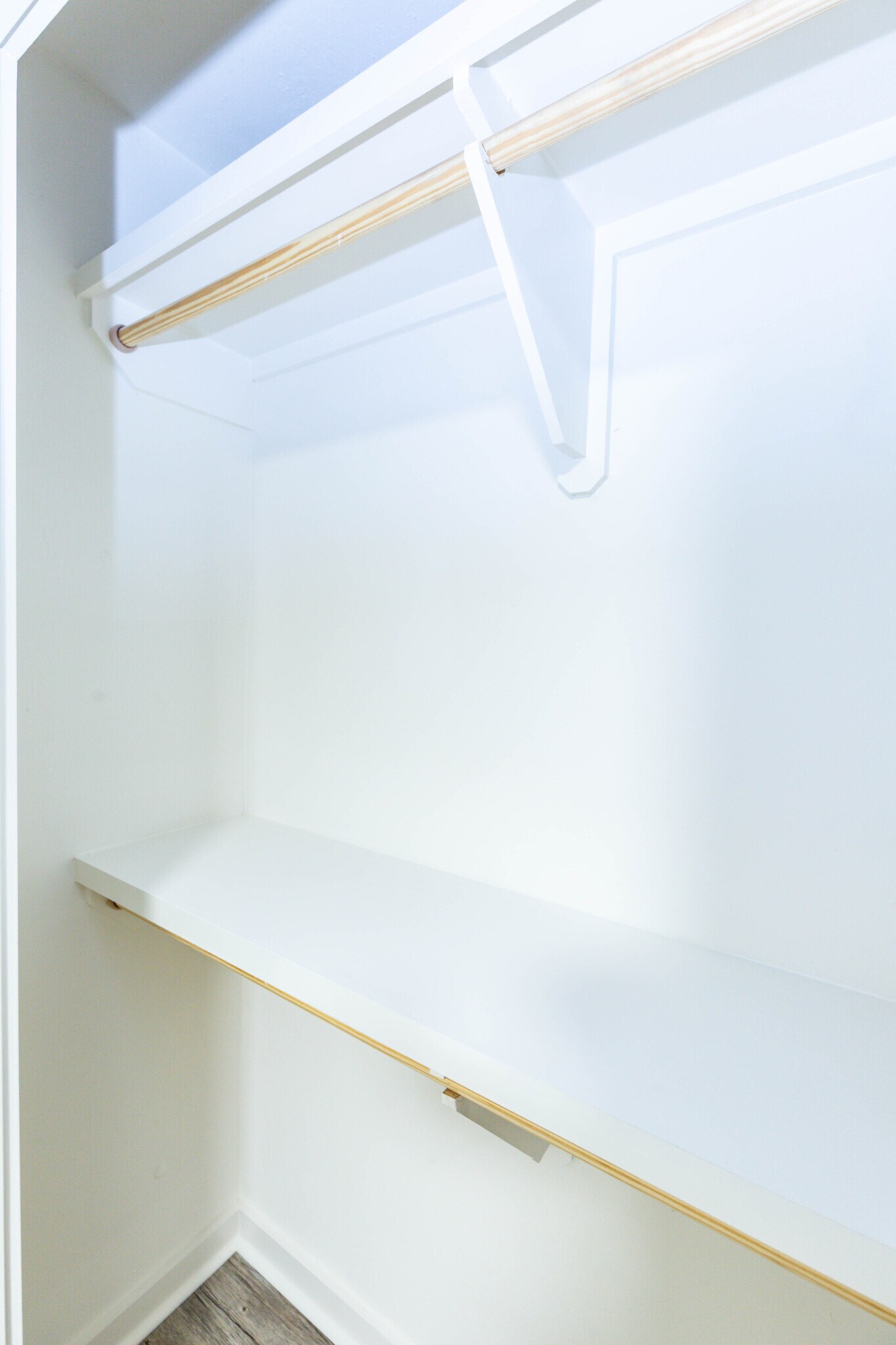 Closet - 602 40th Ave N