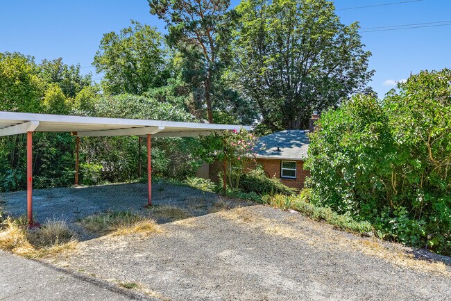 Building Photo - 4312 3rd Ave NW